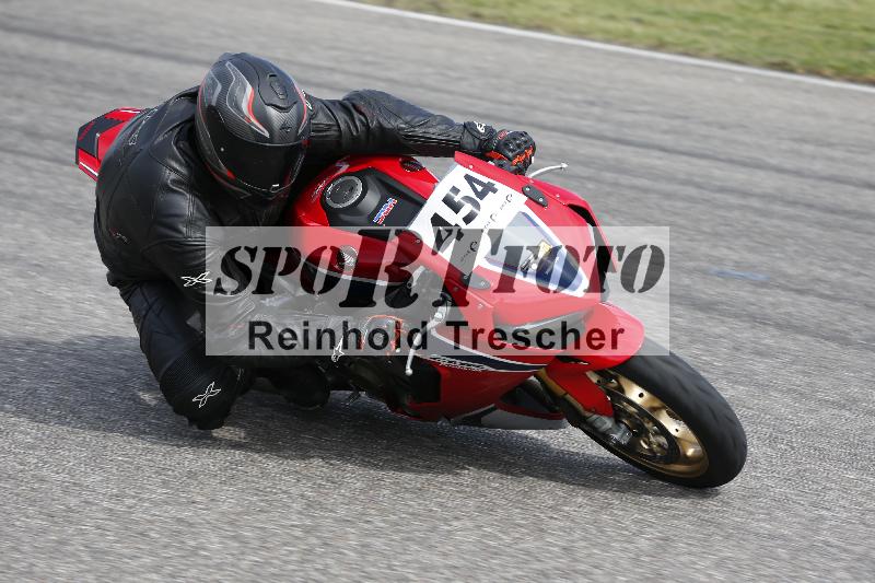 Archiv-2025/07 19.04.2025 Speer Racing ADR/Gruppe gelb/454